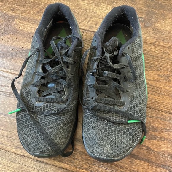 Green and black Nike METCON, CrossFit Invictus, size 4.5 men women’s size 6 - Picture 2 of 10